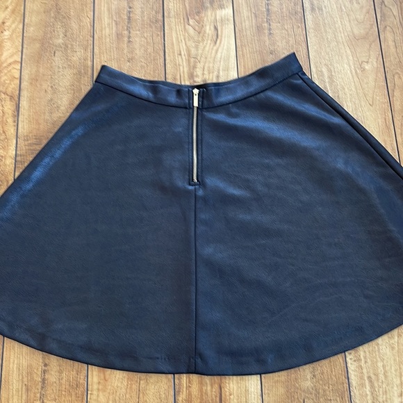 DYNAMITE “leather” flare skirt - Picture 7 of 14
